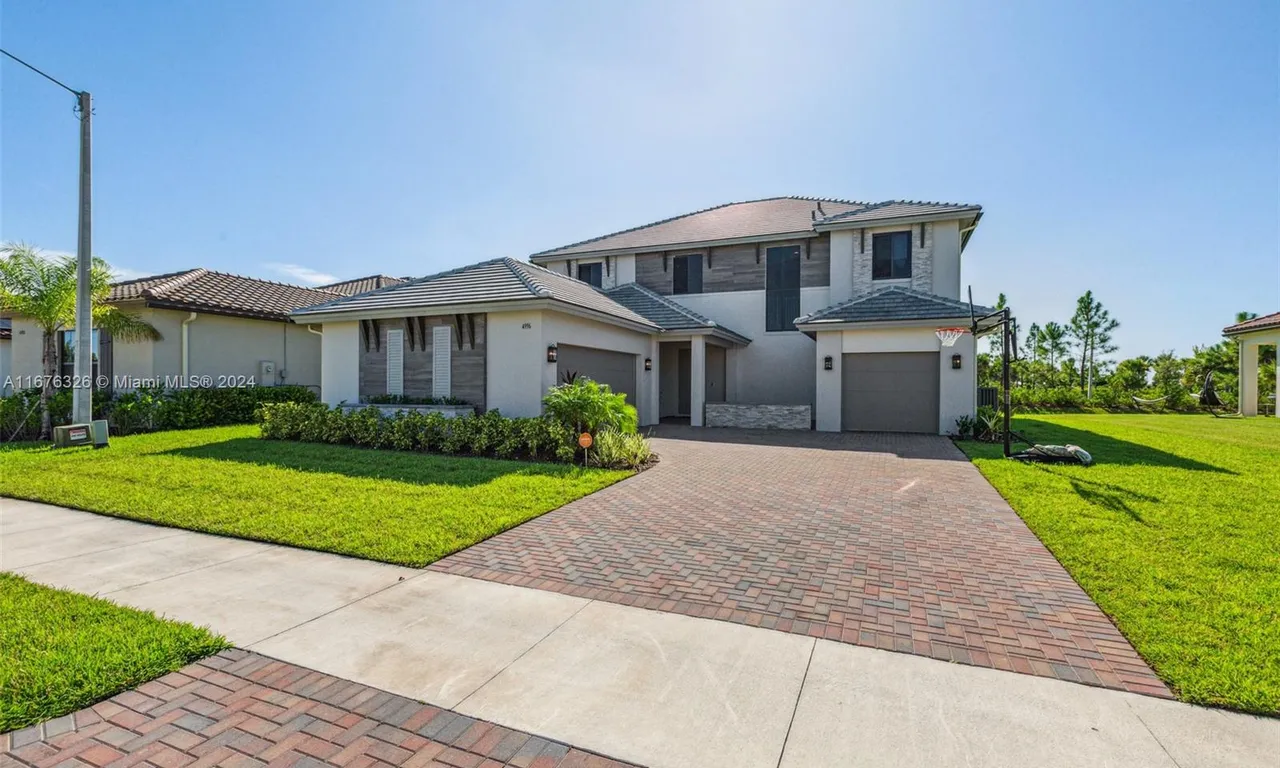 4996 Corrado Ave, Ave Maria FL 34142