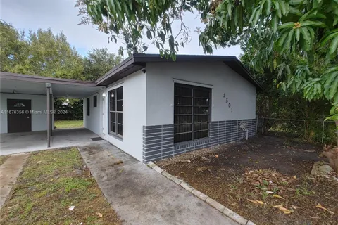 1501 NE 151st Ter, North Miami Beach FL 33162