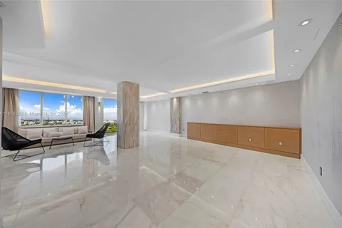 9801 Collins Ave, Bal Harbour FL 33154