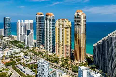 17555 Collins Ave # 1704, Sunny Isles Beach FL 33160