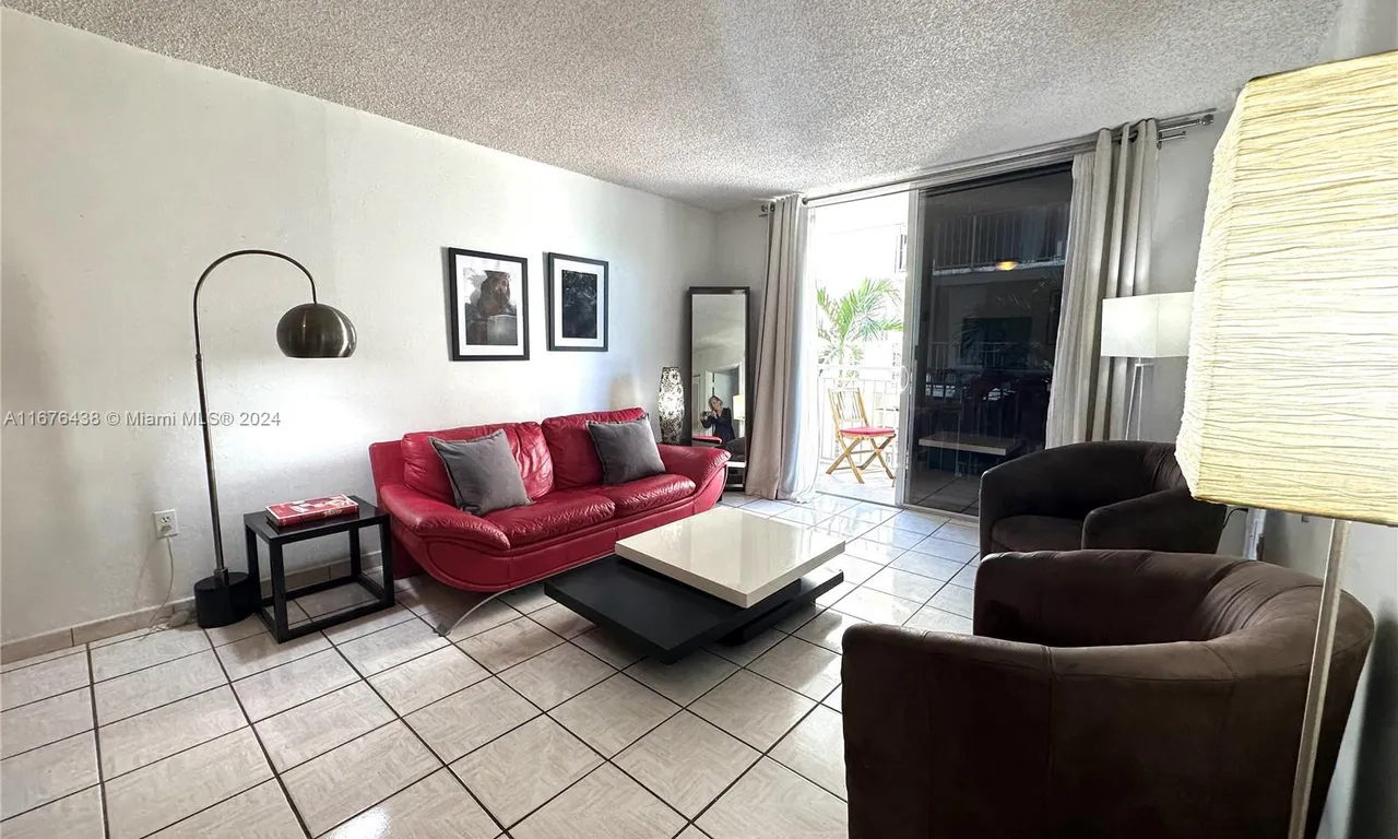 1665 Bay Rd # 316, Miami Beach FL 33139