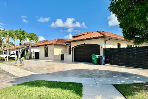 14386 SW 15th St, Miami FL 33184