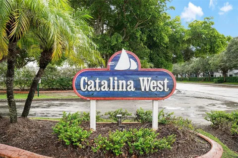 22225 SW 100th Avenue, Cutler Bay FL 33190