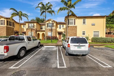 9115 SW 227th St # 5, Cutler Bay FL 33190