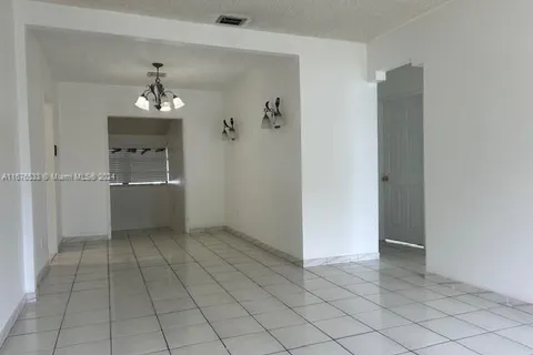 45 NW 30th Ave # 1, Miami FL 33125