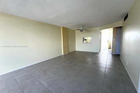 3545 NE 166th St # 905, North Miami Beach FL 33160