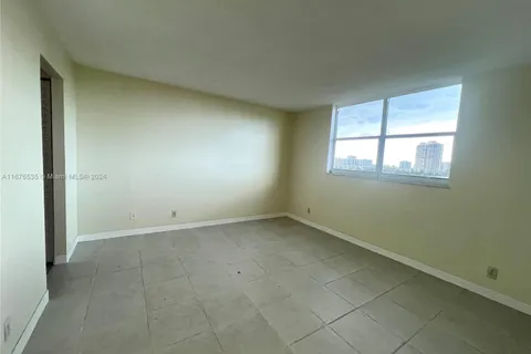 3545 NE 166th St # 905, North Miami Beach FL 33160