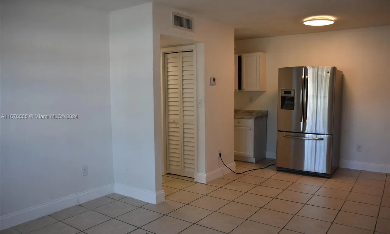 2300 Superior St # 1, Opa-Locka FL 33054