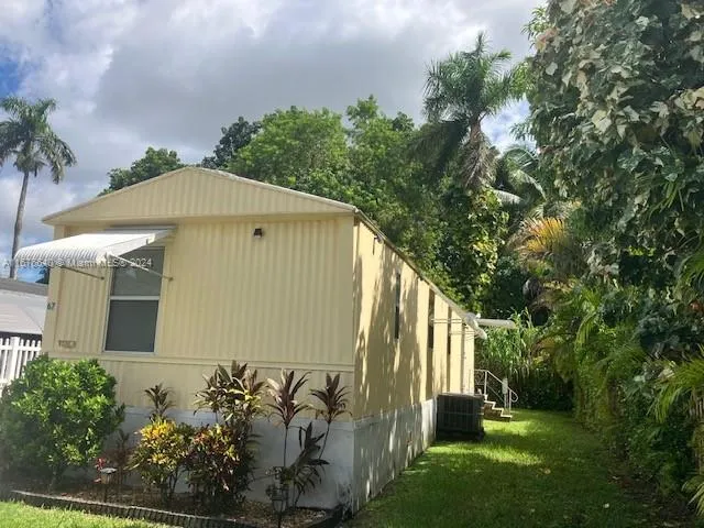 35250 SW 177th Ct  67, Homestead FL 33034