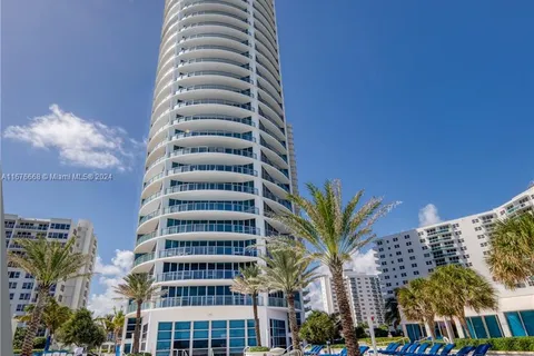 3101 S Ocean Dr # 707, Hollywood FL 33019