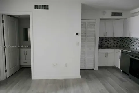 5185 W Flagler St # 202, Miami FL 33134