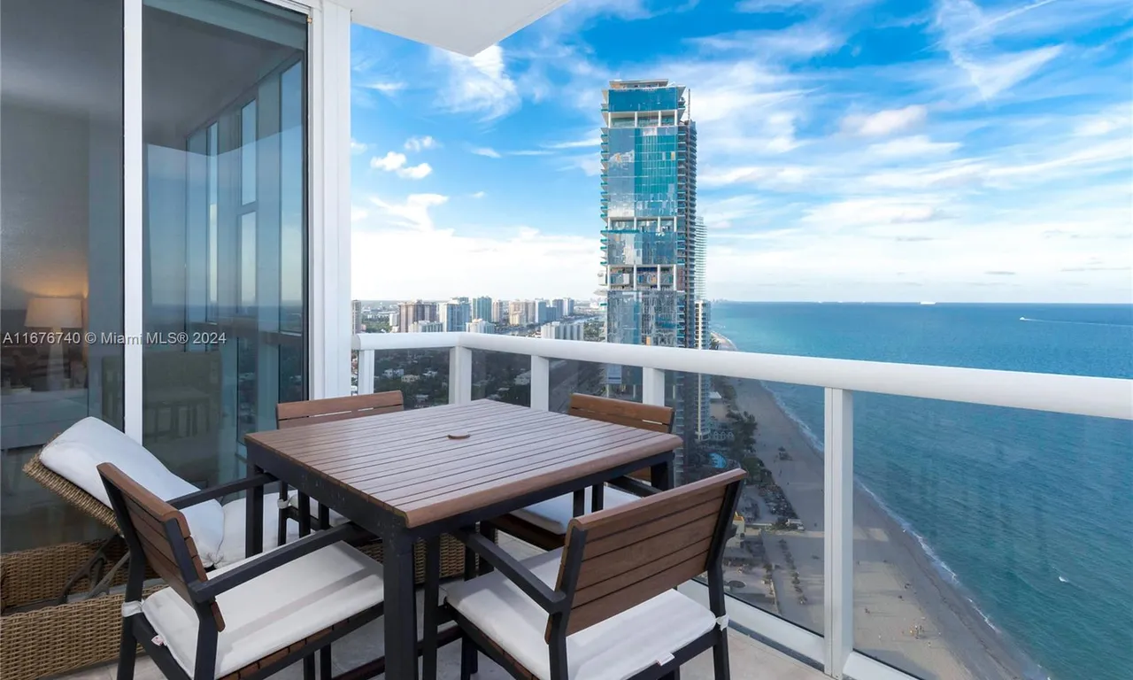 18201 Collins Ave # 4208, Sunny Isles Beach FL 33160