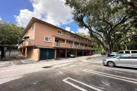 1650 NW 25th Ave # 201, Miami FL 33125