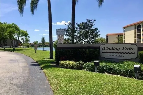 10011 Winding Lake Rd # 206, Sunrise FL 33351