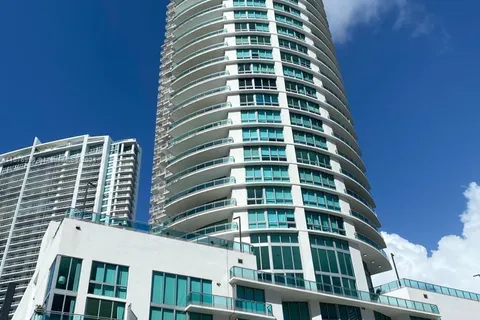 350 S Miami Ave # 3706, Miami FL 33130