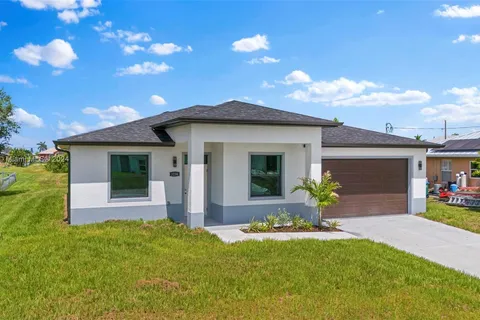 2856 NW 3rd Ter, Cape Coral FL 33993