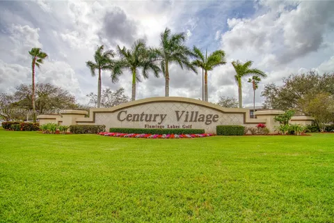 850 SW 133rd Ter # 213B, Pembroke Pines FL 33027