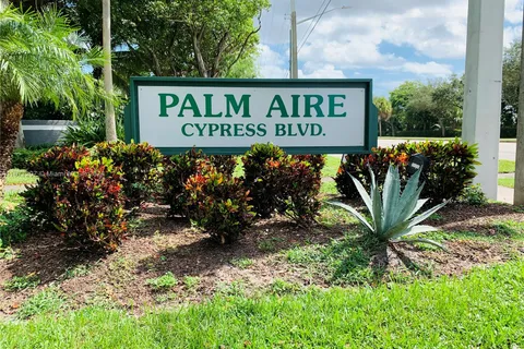 3600 Oaks Clubhouse Dr # 203, Pompano Beach FL 33069