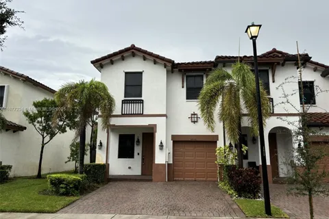 8855 NW 102nd Pl # 8855, Doral FL 33178