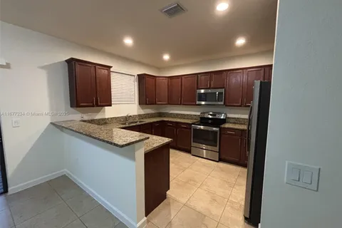 8855 NW 102nd Pl # 8855, Doral FL 33178