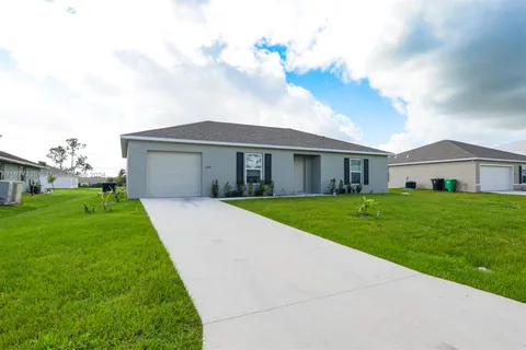 1298 SW Melrose Ave, Port St. Lucie FL 34953