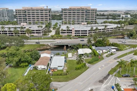 6121 Tamiami Canal Rd, Miami FL 33126