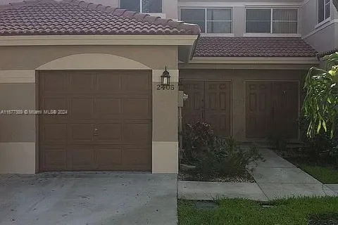 2394 NW 97th Way # 2394, Pembroke Pines FL 33024