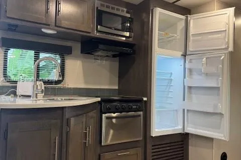 9980 SW 50th St # 1, Miami FL 33165