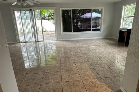 4812 SW 45th Ave, Dania Beach FL 33314