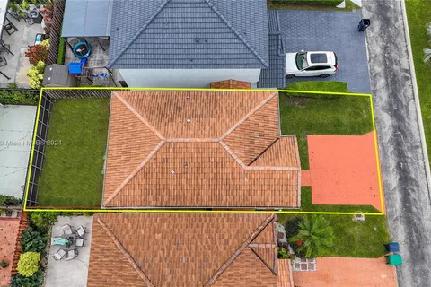 16260 SW 97th St, Miami FL 33196