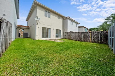 16260 SW 97th St, Miami FL 33196