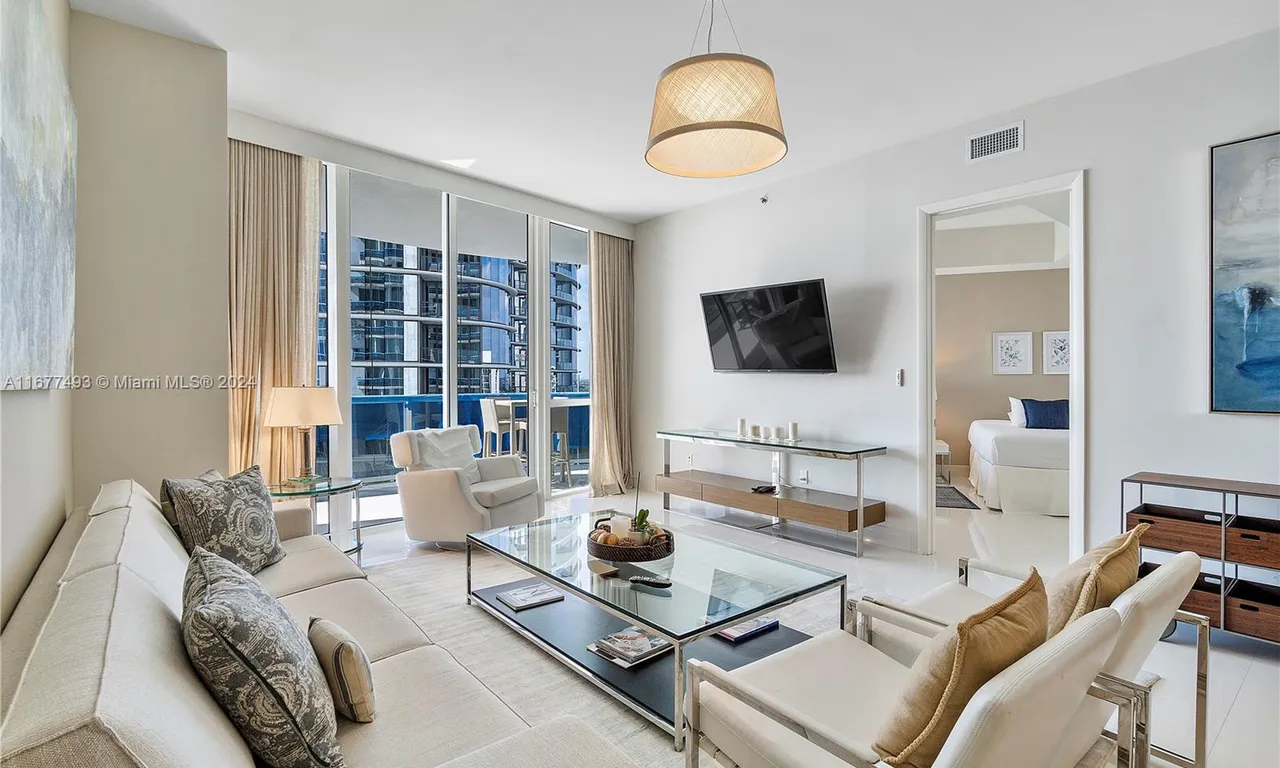 15811 Collins Ave # 1707, Sunny Isles Beach FL 33160