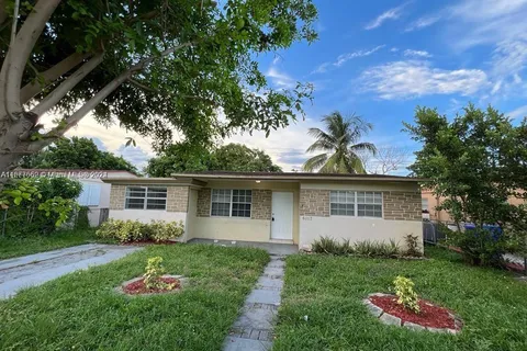 6117 Dawson St # 6117, Hollywood FL 33023