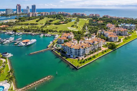 2522 Fisher Island # 6202, Miami Beach FL 33109