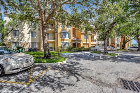 4240 San Marino Blvd # 108, West Palm Beach FL 33409