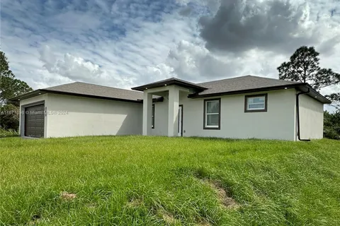 868 Cervantes, Lehigh Acres FL 33974