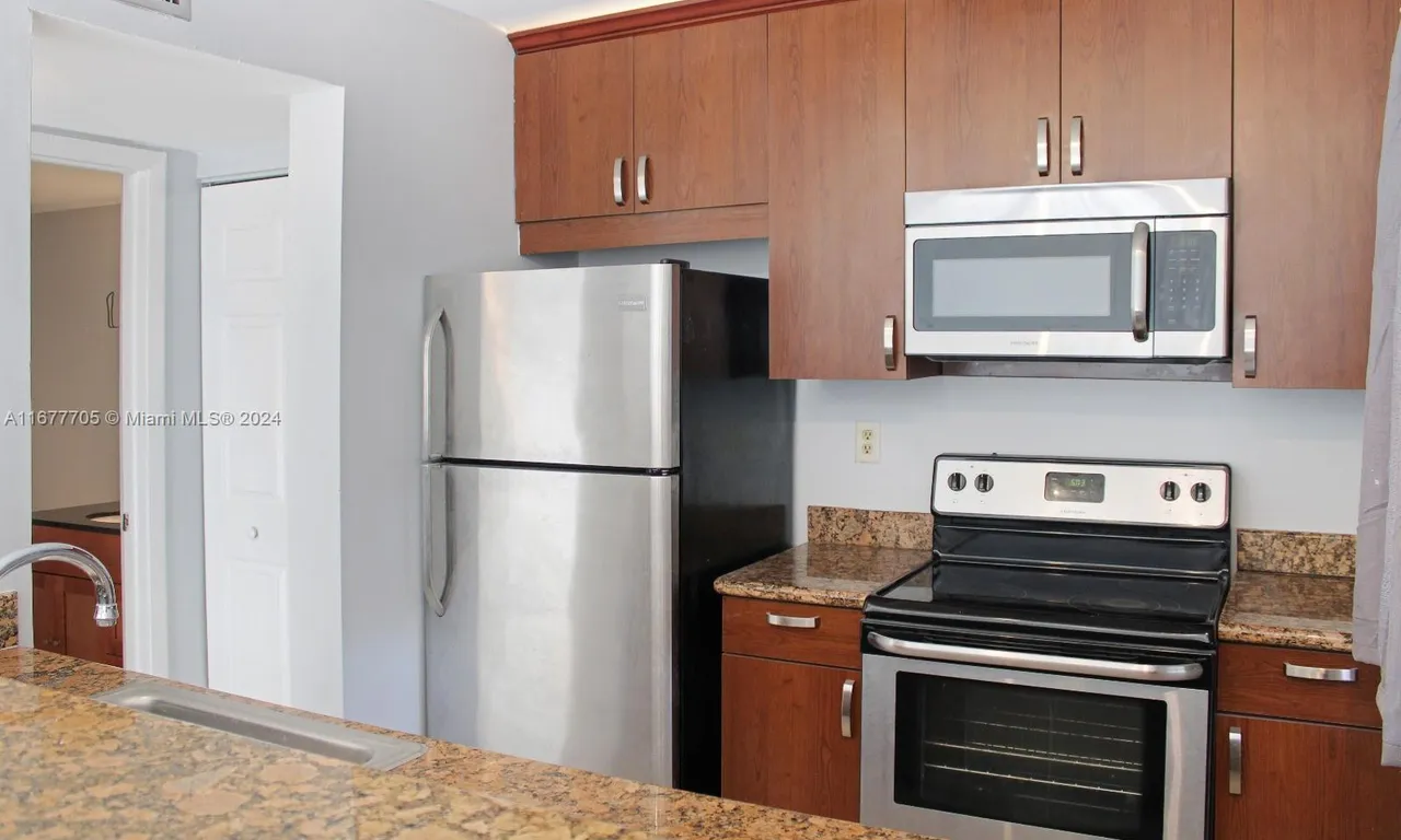 3199 Foxcroft Rd # 116, Miramar FL 33025