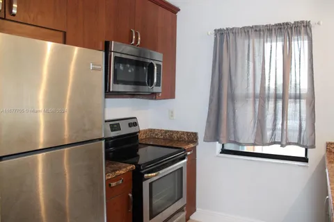 3199 Foxcroft Rd # 116, Miramar FL 33025
