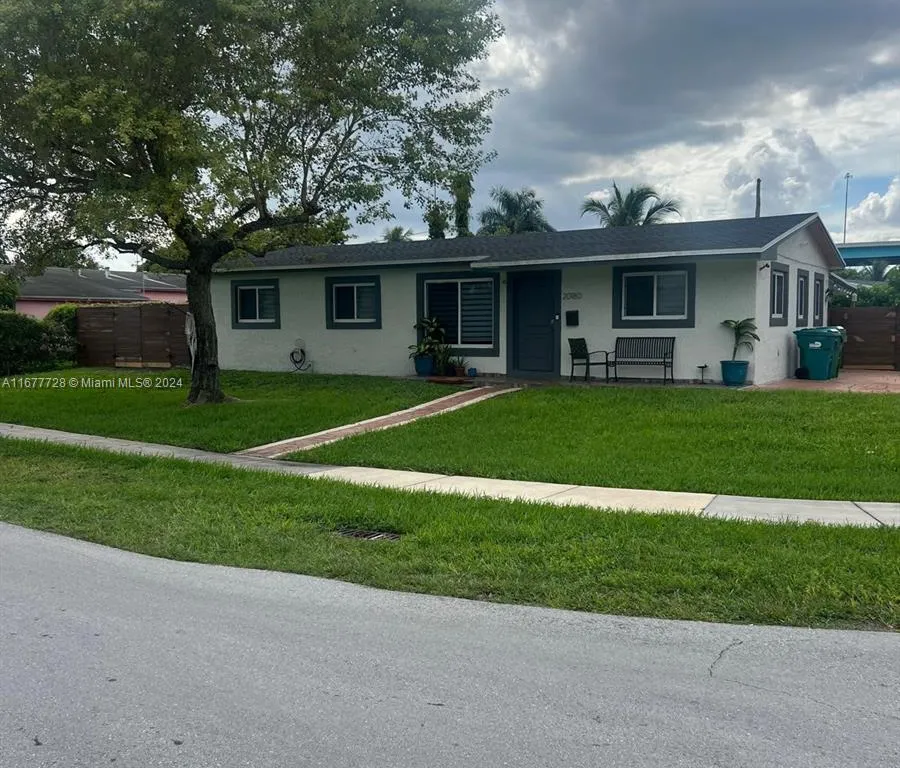 20180 NW 14th Ct, Miami Gardens FL 33169