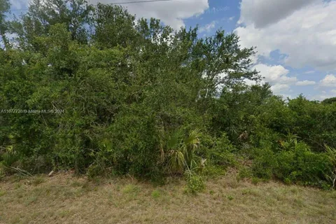 2304 Irving Avenue, Lehigh Acres FL 33920