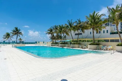 2501 S OCEAN DR # 604, Hollywood FL 33019