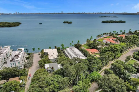 6011 N Bayshore Dr # 2, Miami FL 33137