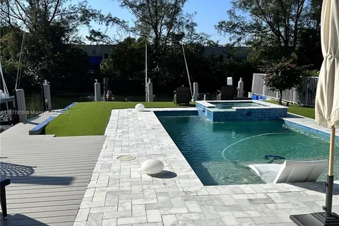 911 NW 7th St # 911, Dania Beach FL 33004