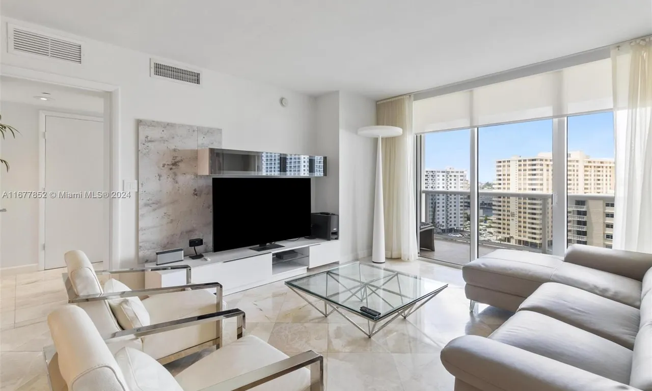 1800 S Ocean Dr # 1208, Hallandale Beach FL 33009