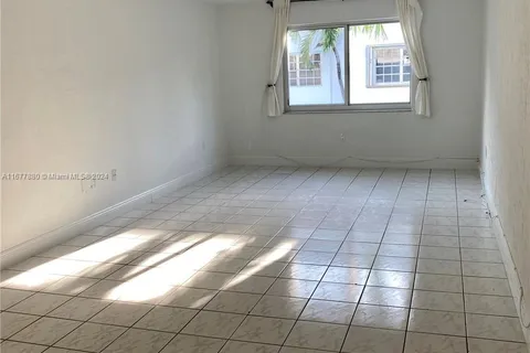 251 Galen Dr # 204E, Key Biscayne FL 33149