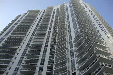 901 Brickell Key Blvd # 1701, Miami FL 33131