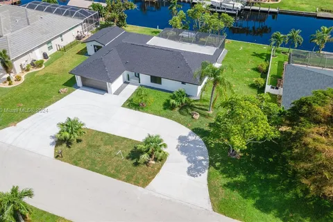 2851 SE 19 PL, Cape Coral FL 33904