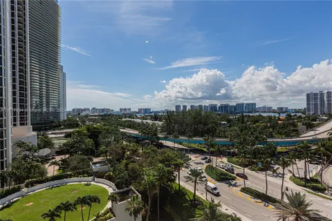 19201 Collins Ave # 844, Sunny Isles Beach FL 33160