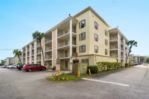 2999 NW 48th Ave # 245, Lauderdale Lakes FL 33313