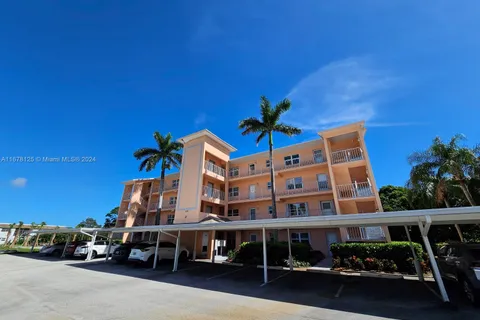 2950 SE Ocean Blvd # 109303, Stuart FL 34996